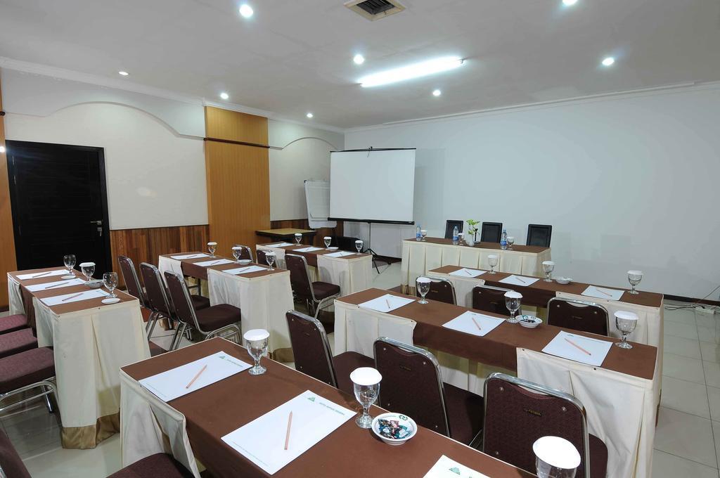Hotel Kapuas Dharma Pontianak Eksteriør billede